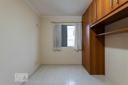 Quarto 2 de apartamento para alugar com 2 quartos, 62m² em Jardim Santa Emília, São Paulo