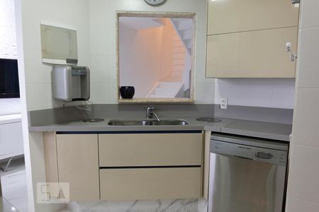 Cozinha de apartamento à venda com 3 quartos, 170m² em Barra da Tijuca, Rio de Janeiro