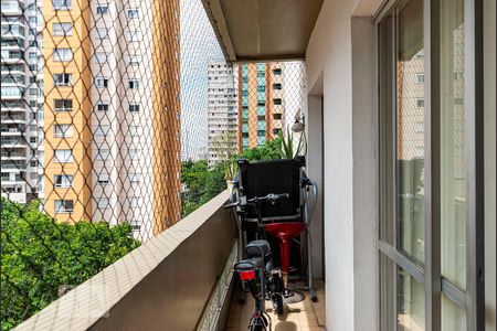 Varanda de apartamento à venda com 3 quartos, 100m² em Indianópolis, São Paulo