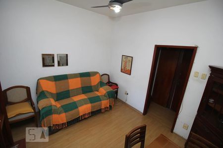 Sala de kitnet/studio para alugar com 1 quarto, 40m² em Glória, Rio de Janeiro