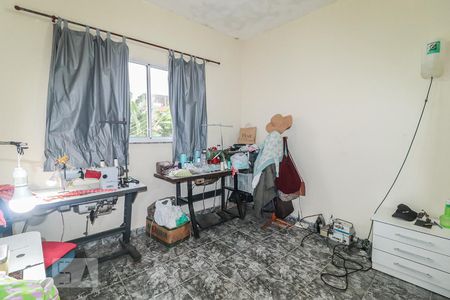 Casa à venda com 75m², 2 quartos e sem vagaSala