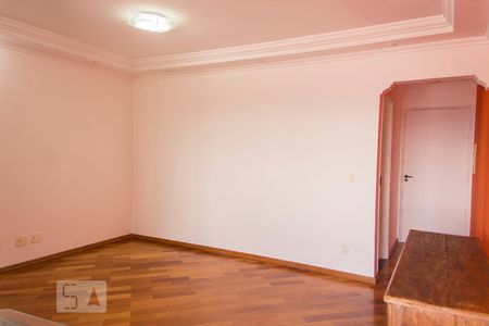 Sala de apartamento para alugar com 3 quartos, 75m² em Vila Apiai, Santo André