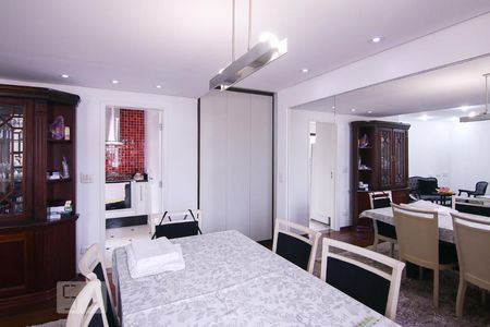 Sala de Jantar de apartamento à venda com 3 quartos, 154m² em Vila Ipojuca, São Paulo