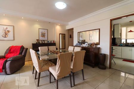 Sala de Jantar de apartamento para alugar com 3 quartos, 110m² em Setor Bueno, Goiânia