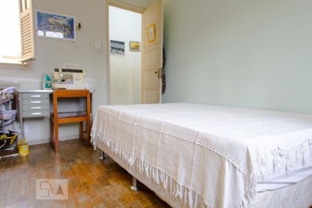 Casa à venda com 280m², 5 quartos e 4 vagas Casa à venda com 280m², 5 quartos e 4 vagasQuarto 3