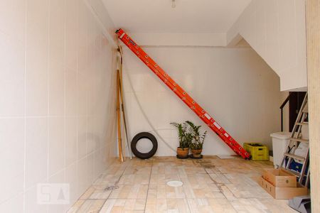 Casa à venda com 280m², 5 quartos e 4 vagas Casa à venda com 280m², 5 quartos e 4 vagasGaragem