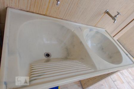 Casa à venda com 280m², 5 quartos e 4 vagas Casa à venda com 280m², 5 quartos e 4 vagasTanque