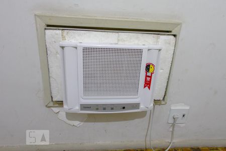 Casa à venda com 280m², 5 quartos e 4 vagas Casa à venda com 280m², 5 quartos e 4 vagasDetalhe Quarto 4