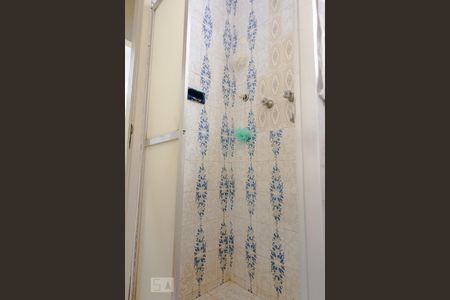 Casa à venda com 280m², 5 quartos e 4 vagas Casa à venda com 280m², 5 quartos e 4 vagasBanheiro