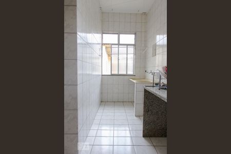 Casa à venda com 280m², 5 quartos e 4 vagas Casa à venda com 280m², 5 quartos e 4 vagasCozinha 2