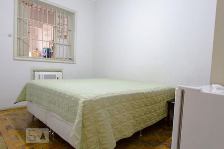 Casa à venda com 280m², 5 quartos e 4 vagas Casa à venda com 280m², 5 quartos e 4 vagasQuarto 4