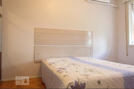 Quarto de apartamento à venda com 1 quarto, 42m² em São João, Porto Alegre