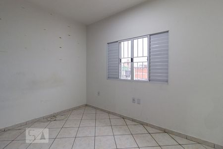 Quarto 2 de casa para alugar com 4 quartos, 210m² em Jardim Roberto, Osasco