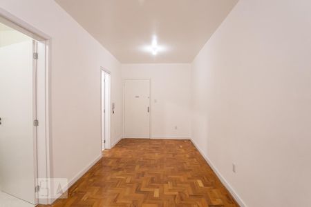 Studio para alugar com 30m², 1 quarto e 1 vagaSala/Quarto