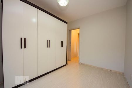 Quarto  de apartamento à venda com 1 quarto, 45m² em Cristo Redentor, Porto Alegre