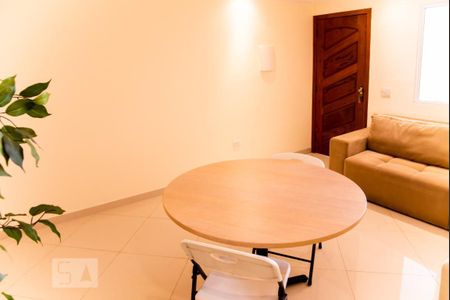 Sala de casa à venda com 3 quartos, 144m² em Vila Nhocuné, São Paulo