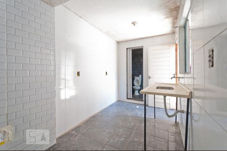 Cozinha de casa para alugar com 1 quarto, 25m² em Itaquera, São Paulo