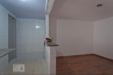 Cozinha de kitnet/studio para alugar com 1 quarto, 20m² em Itaquera, São Paulo
