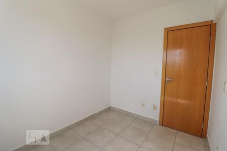 Quarto 1 de apartamento para alugar com 2 quartos, 58m² em Vila Rosa, Goiânia