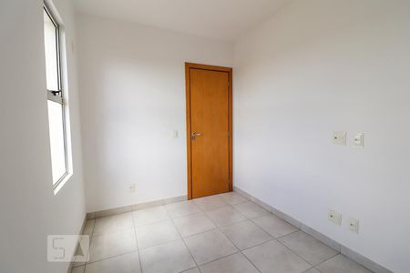 Quarto 1 de apartamento para alugar com 2 quartos, 58m² em Vila Rosa, Goiânia