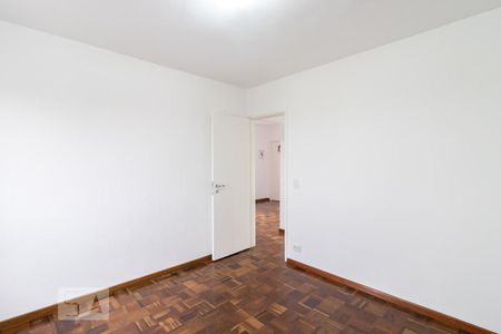 Quarto 2 de apartamento à venda com 2 quartos, 46m² em Vila Marieta, São Paulo
