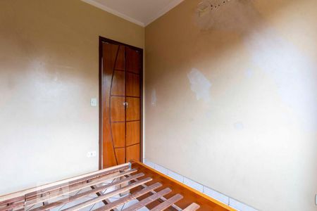 Quarto 2 de apartamento para alugar com 2 quartos, 50m² em Vila Carmosina, São Paulo