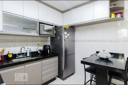 Apartamento à venda com 70m², 2 quartos e 1 vaga Apartamento à venda com 70m², 2 quartos e 1 vagaCozinha