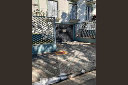 Apartamento à venda com 70m², 2 quartos e 1 vaga Apartamento à venda com 70m², 2 quartos e 1 vagaFachada