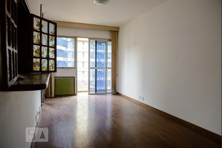 Sala de apartamento para alugar com 1 quarto, 58m² em Botafogo, Rio de Janeiro