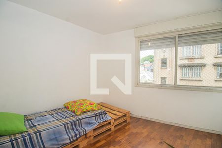 Quarto de apartamento para alugar com 2 quartos, 70m² em Jardim Floresta, Porto Alegre