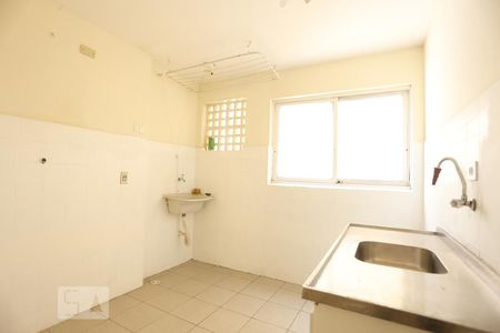 Cozinha de apartamento para alugar com 2 quartos, 60m² em República, São Paulo