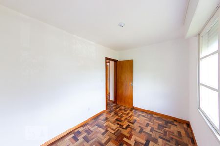 Quarto 1 de apartamento para alugar com 2 quartos, 60m² em Cristal, Porto Alegre