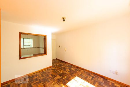 Sala de apartamento para alugar com 2 quartos, 60m² em Cristal, Porto Alegre