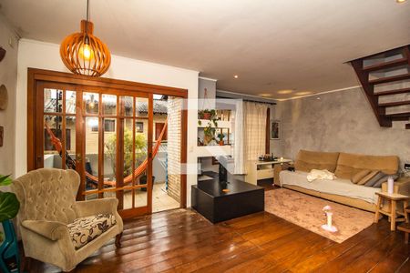 Sala de casa de condomínio para alugar com 3 quartos, 120m² em Santa Tereza, Porto Alegre