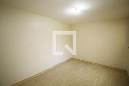 Quarto 1  de apartamento para alugar com 2 quartos, 65m² em Olaria, Rio de Janeiro