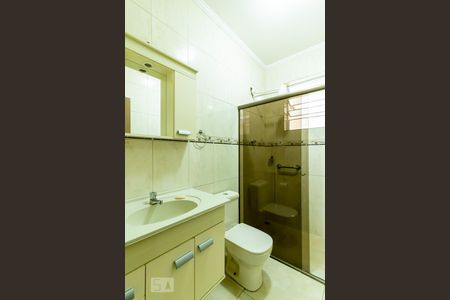 Casa à venda com 70m², 2 quartos e 1 vaga Casa à venda com 70m², 2 quartos e 1 vagaBanheiro