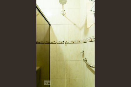 Casa à venda com 70m², 2 quartos e 1 vaga Casa à venda com 70m², 2 quartos e 1 vagaBanheiro