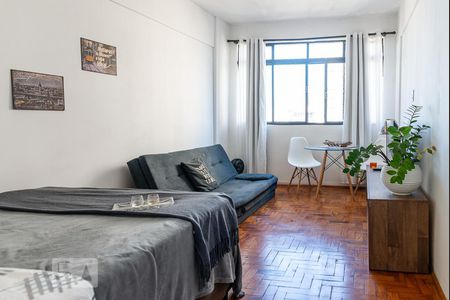 Studio para alugar com 33m², 1 quarto e sem vagaSala/Quarto