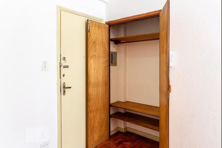 Sala/Quarto de kitnet/studio para alugar com 1 quarto, 32m² em Bela Vista, São Paulo