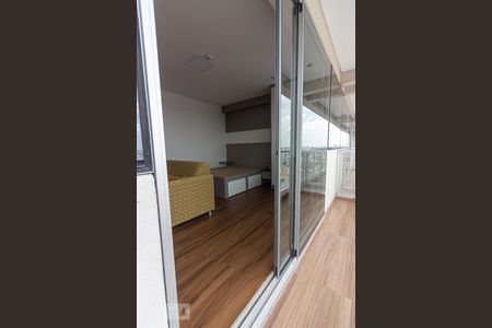 Varanda de kitnet/studio à venda com 1 quarto, 33m² em Centro, Osasco