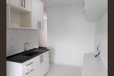 Cozinha de apartamento à venda com 2 quartos, 48m² em Jardim Monte Alegre, Taboão da Serra