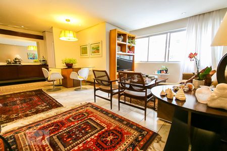 Sala de apartamento à venda com 3 quartos, 105m² em Santo Amaro, São Paulo