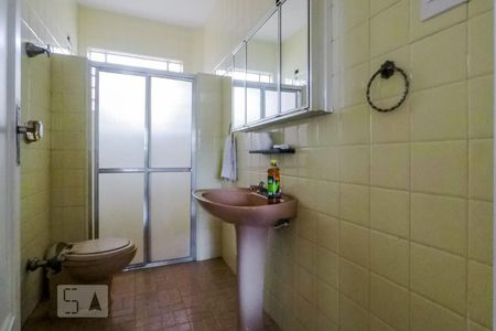 Banheiro de casa à venda com 2 quartos, 87m² em Cambuci, São Paulo