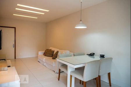 Sala de apartamento à venda com 1 quarto, 60m² em Copacabana, Rio de Janeiro