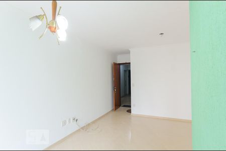 Sala de apartamento para alugar com 2 quartos, 54m² em Vila Guarani, São Paulo