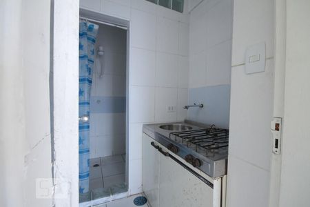 Cozinha de kitnet/studio à venda com 1 quarto, 33m² em Liberdade, São Paulo