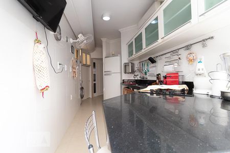 Cozinha de apartamento para alugar com 2 quartos, 67m² em Petrópolis, Porto Alegre