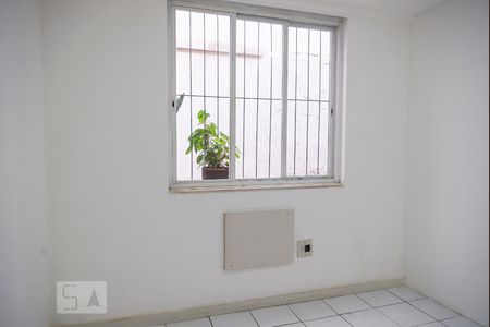 Quarto 1 de apartamento para alugar com 2 quartos, 68m² em Copacabana, Rio de Janeiro