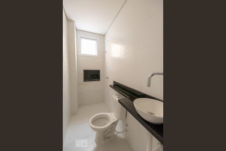Banheiro de apartamento para alugar com 2 quartos, 58m² em Vila Guiomar, Santo André