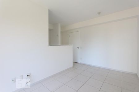 Sala de apartamento para alugar com 2 quartos, 49m² em Parque Reboucas, São Paulo